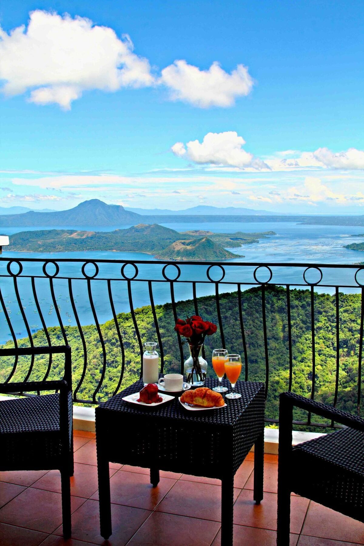 The Lake Hotel Tagaytay Tagaytay City Exterior foto